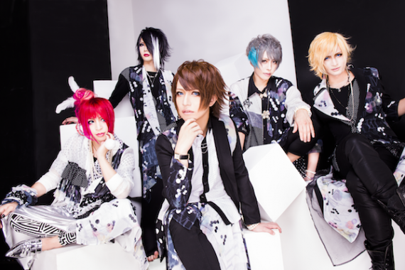 アンフィル 2nd Anniversary Oneman Live 「Lamplight&feel.-equal-」 アンフィル 2nd Anniversary Oneman Live 「Lamplight&feel.-equal-」